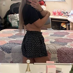 Hollister flowy pattern shorts in navy